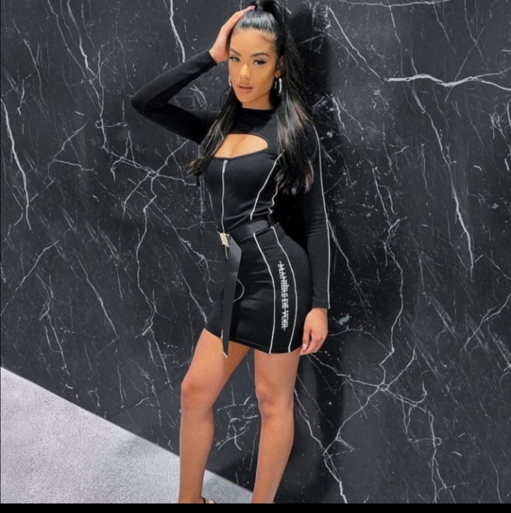 Maniere De Voir black  belted dress  size 4